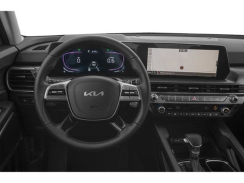 Used 2025 Kia Telluride LX FWD image 10