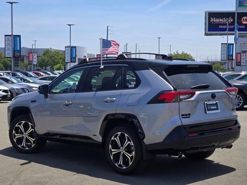 Used 2024 Toyota RAV4 XSE w/ Weather Package AWD/4WD image 5