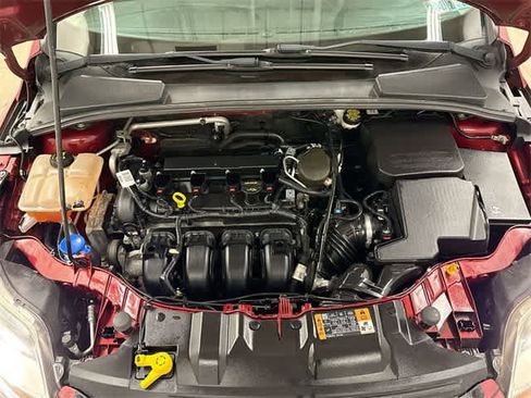 Used 2014 Ford Focus SE w/ Equipment Group 201A image 23