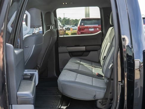 Used 2023 Ford F250 XL w/ STX Appearance Package image 18