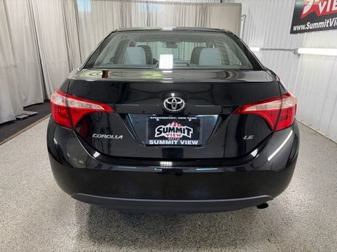Used 2017 Toyota Corolla LE w/ Carpet Mat Package (TMS) FWD image 5