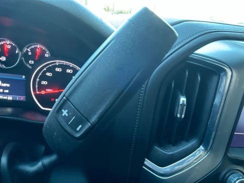 Used 2019 Chevrolet Silverado 1500 LT w/ All-Star Edition image 30