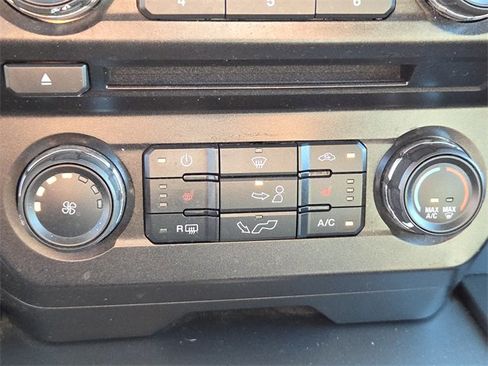 Used 2018 Ford F150 XLT w/ Equipment Group 302A Luxury image 23