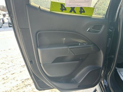 Used 2017 Chevrolet Colorado LT w/ LT Convenience Package image 13