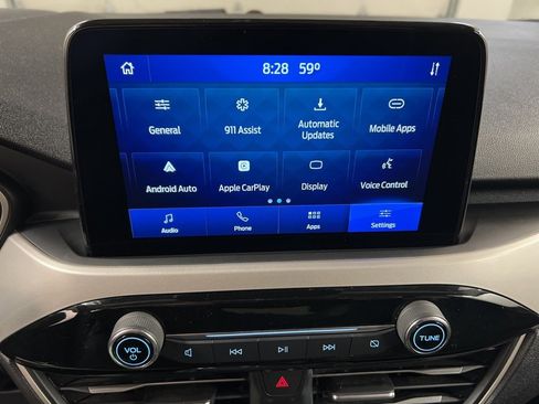 Certified 2022 Ford Escape SE image 10