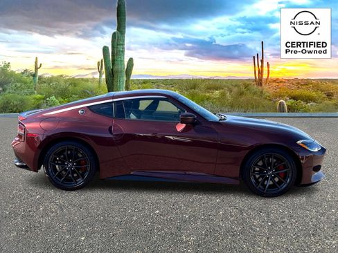Certified 2025 Nissan Z Performance w/ Floor Mat Package image 9
