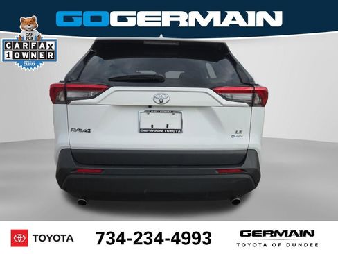 Used 2025 Toyota RAV4 LE image 9