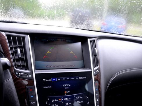 Used 2018 INFINITI Q50 Luxe RWD image 16