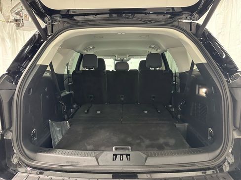 Used 2025 Ford Explorer Active image 47