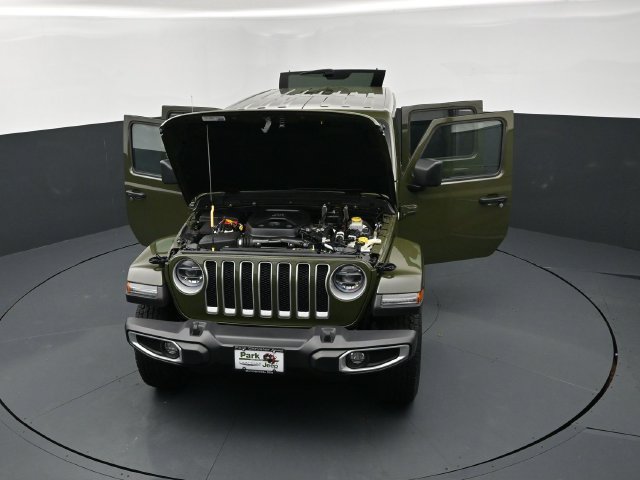 Used 2022 Jeep Wrangler Unlimited Sahara w/ LED Lighting Group AWD/4WD image 25
