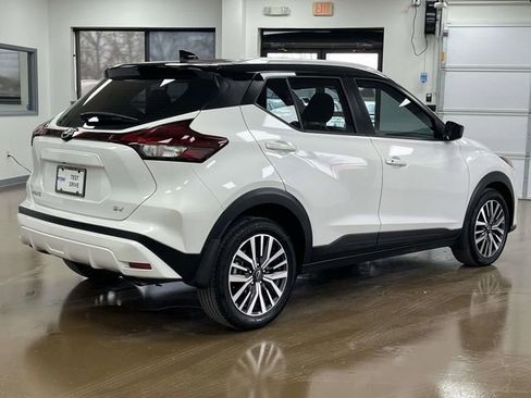 Used 2024 Nissan Kicks SV image 5