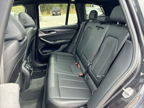 Used 2024 BMW X3 sDrive30i RWD image 25