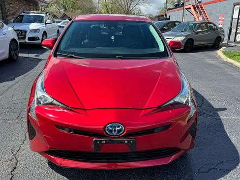 Used 2018 Toyota Prius Four FWD image 5