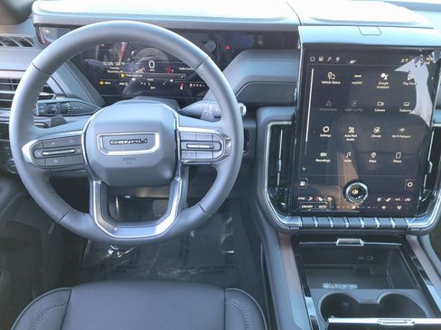 New 2026 GMC Yukon XL Denali w/ Sun & Power Step Package AWD/4WD image 9