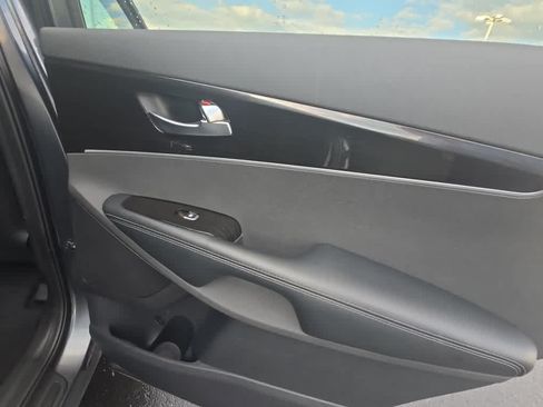 Used 2019 Kia Sorento EX FWD image 56