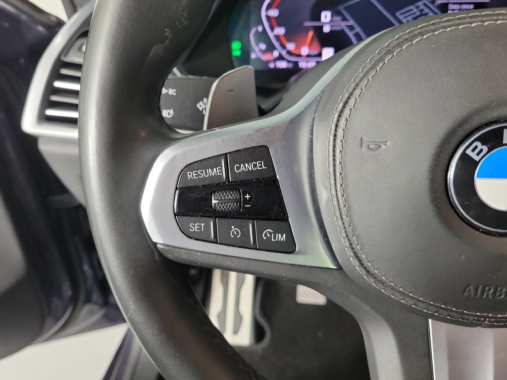 Used 2020 BMW X6 M50i AWD/4WD image 24