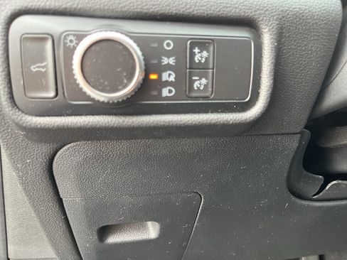 Used 2021 Ford Explorer XLT w/ Class III Trailer Tow Package image 12