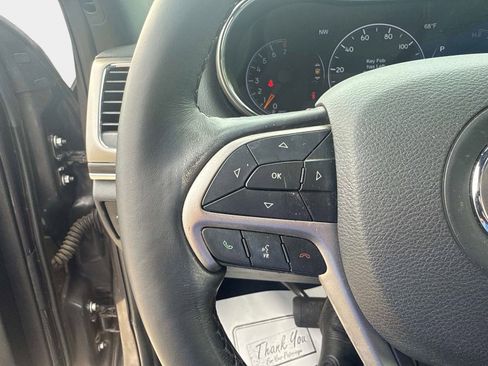 Used 2021 Jeep Grand Cherokee Limited RWD image 28