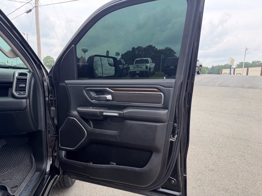 Used 2022 RAM 1500 Laramie AWD/4WD image 28