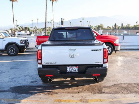 Used 2022 Honda Ridgeline Black Edition image 8
