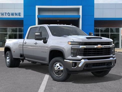 New 2026 Chevrolet Silverado 3500 LT AWD/4WD image 7