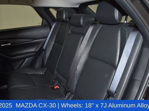 Used 2025 MAZDA CX-30 AWD 2.5 S w/ Preferred Package image 27