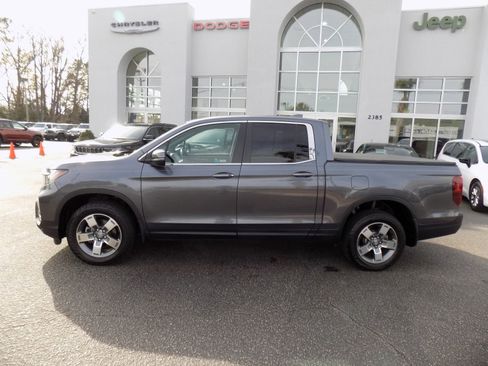 Used 2024 Honda Ridgeline RTL image 3