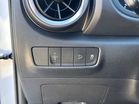 Used 2022 Hyundai Kona SEL w/ Convenience Package image 20