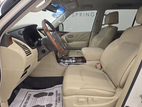 Used 2017 INFINITI QX80 4WD w/ Deluxe Technology Package image 26