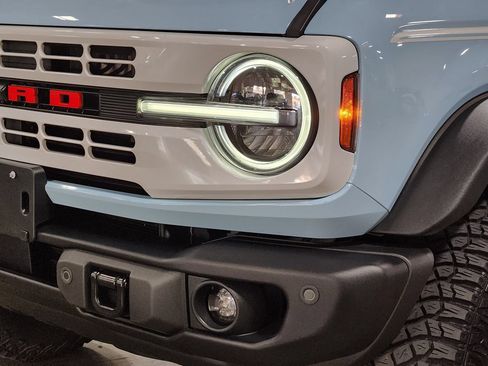Used 2023 Ford Bronco Heritage Edition AWD/4WD image 14