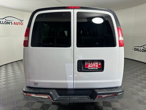 Used 2017 Chevrolet Express 3500 LT w/ LT Preferred Equipment Group RWD image 5