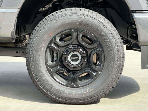 New 2026 Ford F250 4x4 Crew Cab Super Duty image 6