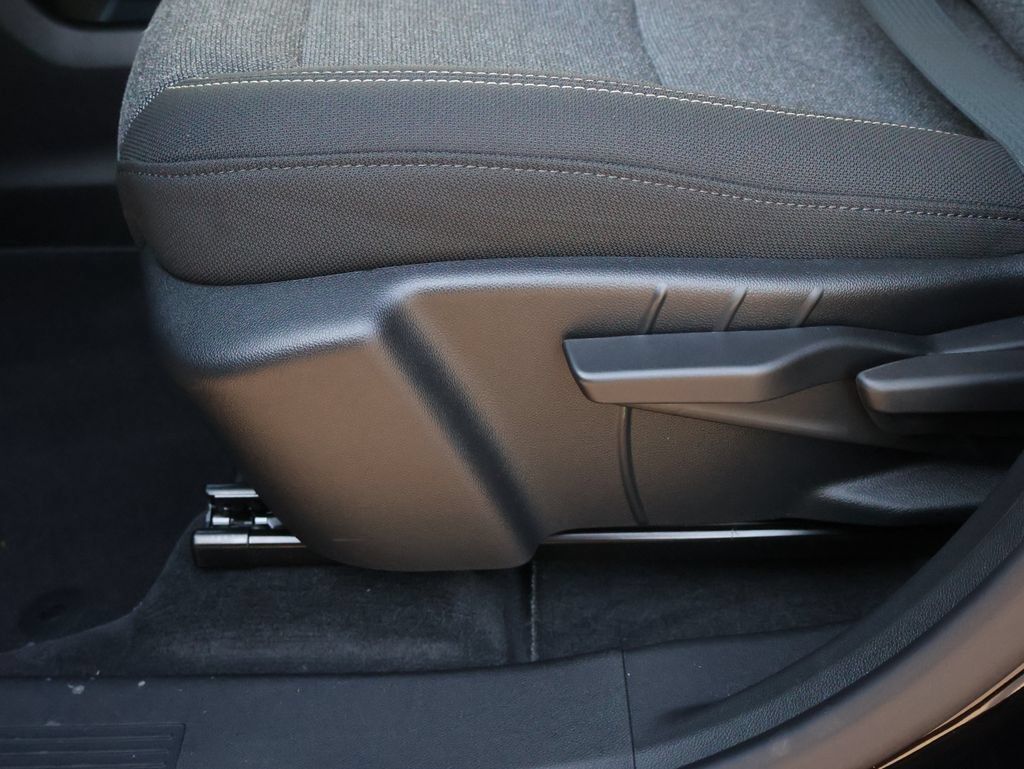 New 2027 GMC Terrain Elevation AWD/4WD image 40