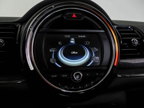 Used 2017 MINI Cooper Clubman ALL4 image 18