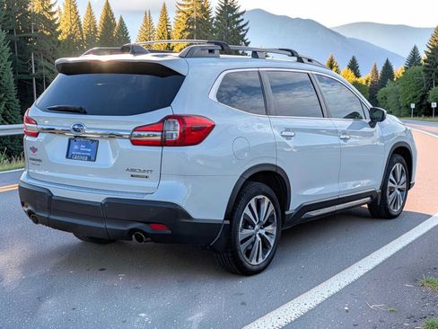 Used 2021 Subaru Ascent Touring AWD/4WD image 6