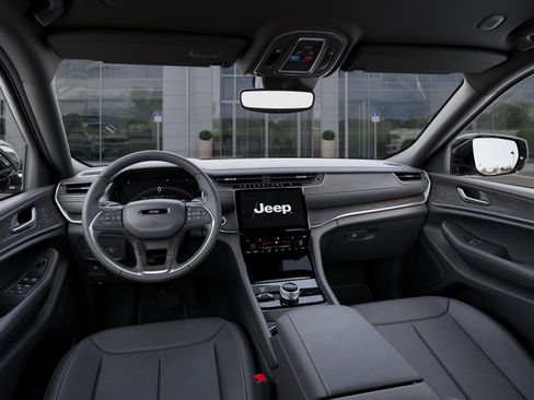 New 2025 Jeep Grand Cherokee Limited w/ Black Appearance Package image 14