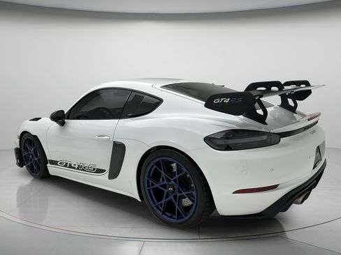 Used 2025 Porsche 718 Cayman GT4 RS w/ Weissach Package RWD image 5