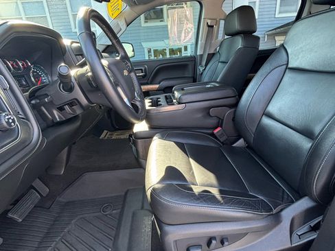 Used 2018 Chevrolet Silverado 1500 LTZ w/ Sport Package image 9