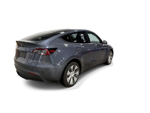 Certified 2023 Tesla Model Y Long Range AWD/4WD image 6