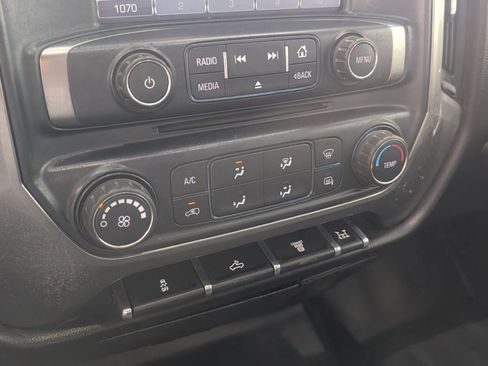 Used 2018 Chevrolet Silverado 3500 LT AWD/4WD image 31