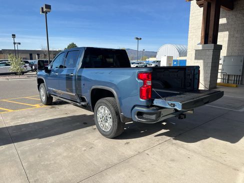 Used 2024 Chevrolet Silverado 2500 High Country w/ High Country Premium Package AWD/4WD image 52