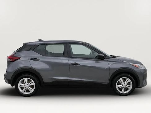 Used 2021 Nissan Kicks S FWD image 8