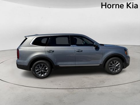 New 2025 Kia Telluride LX image 3
