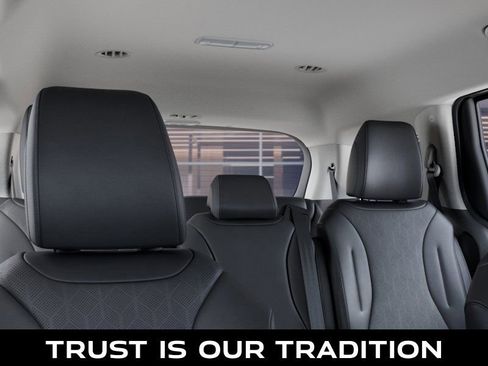 New 2026 Kia Carnival EX image 27