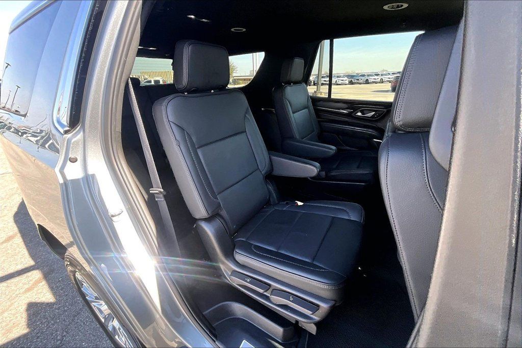 Used 2024 GMC Yukon Denali AWD/4WD image 36