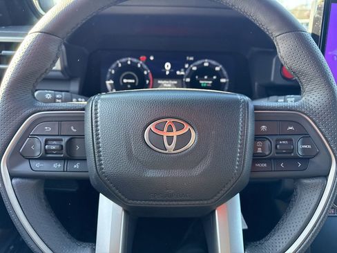 New 2025 Toyota 4Runner TRD Off-Road Premium image 30