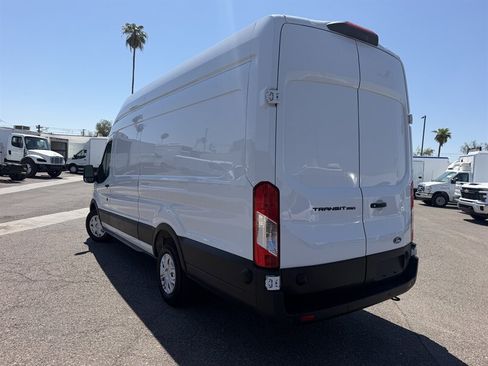 Used 2026 Ford Transit 250 148 High Roof Extended RWD image 4