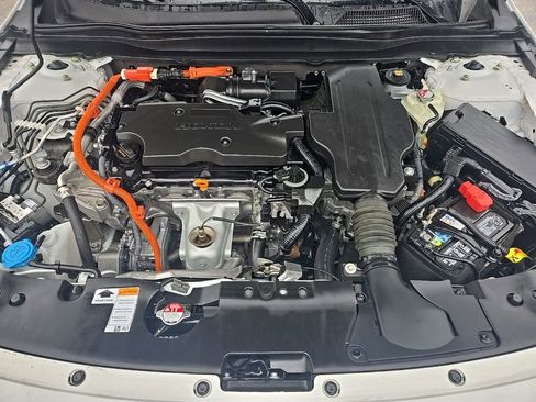 Used 2022 Honda Accord Touring image 13