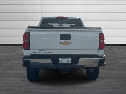 Used 2016 Chevrolet Silverado 2500 W/T AWD/4WD image 5