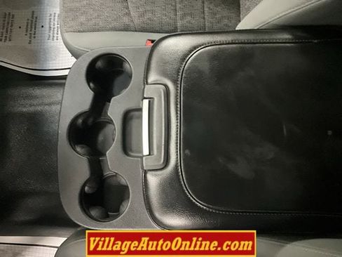 Used 2017 RAM 1500 4x4 Crew Cab image 15